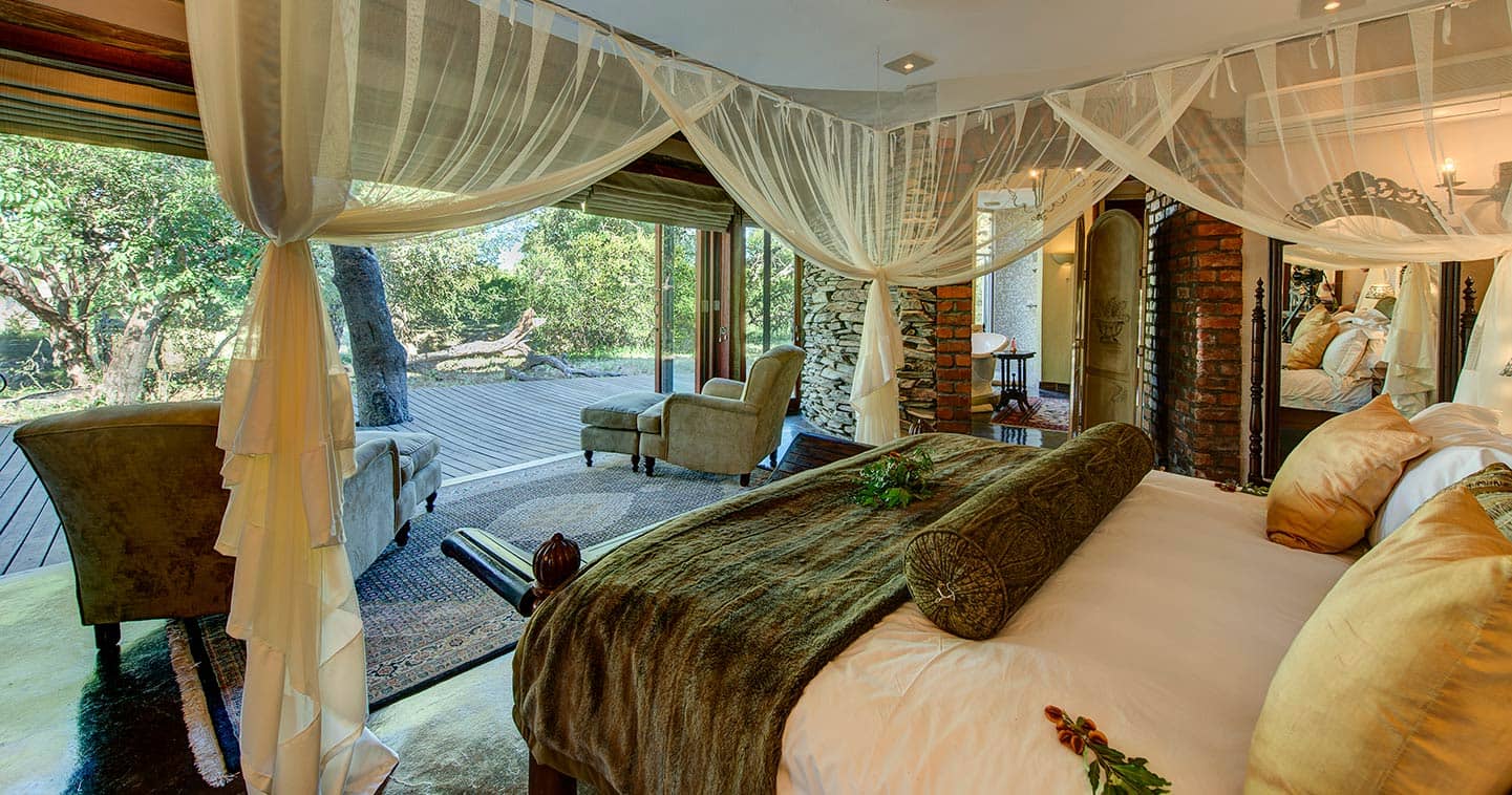 Luxury bedroom at Tintswalo Manor House